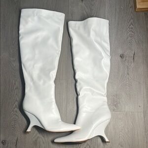 Elegant White Women's Boots